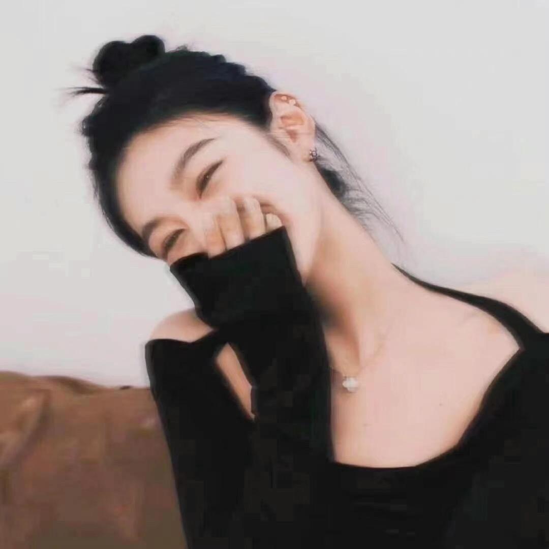 Ay🖤