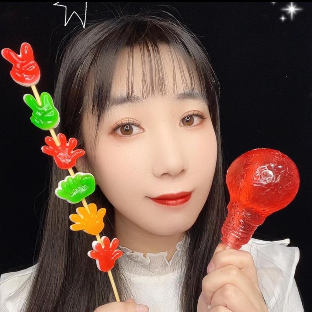 果果爱吃喝
