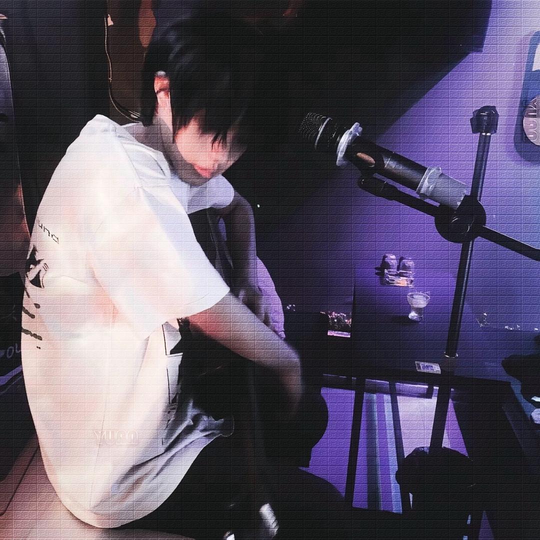 小y（和平俱乐部点陪d）