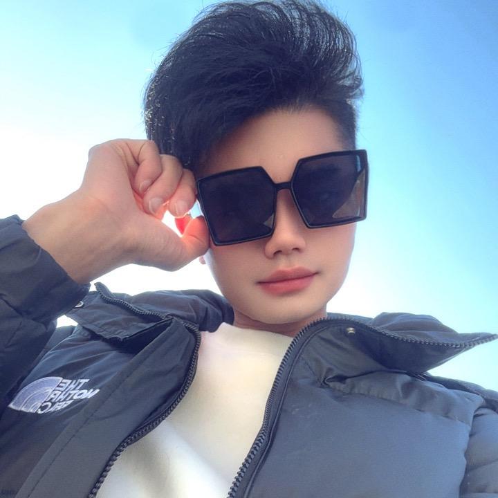 A战神搬砖哥潇🍀