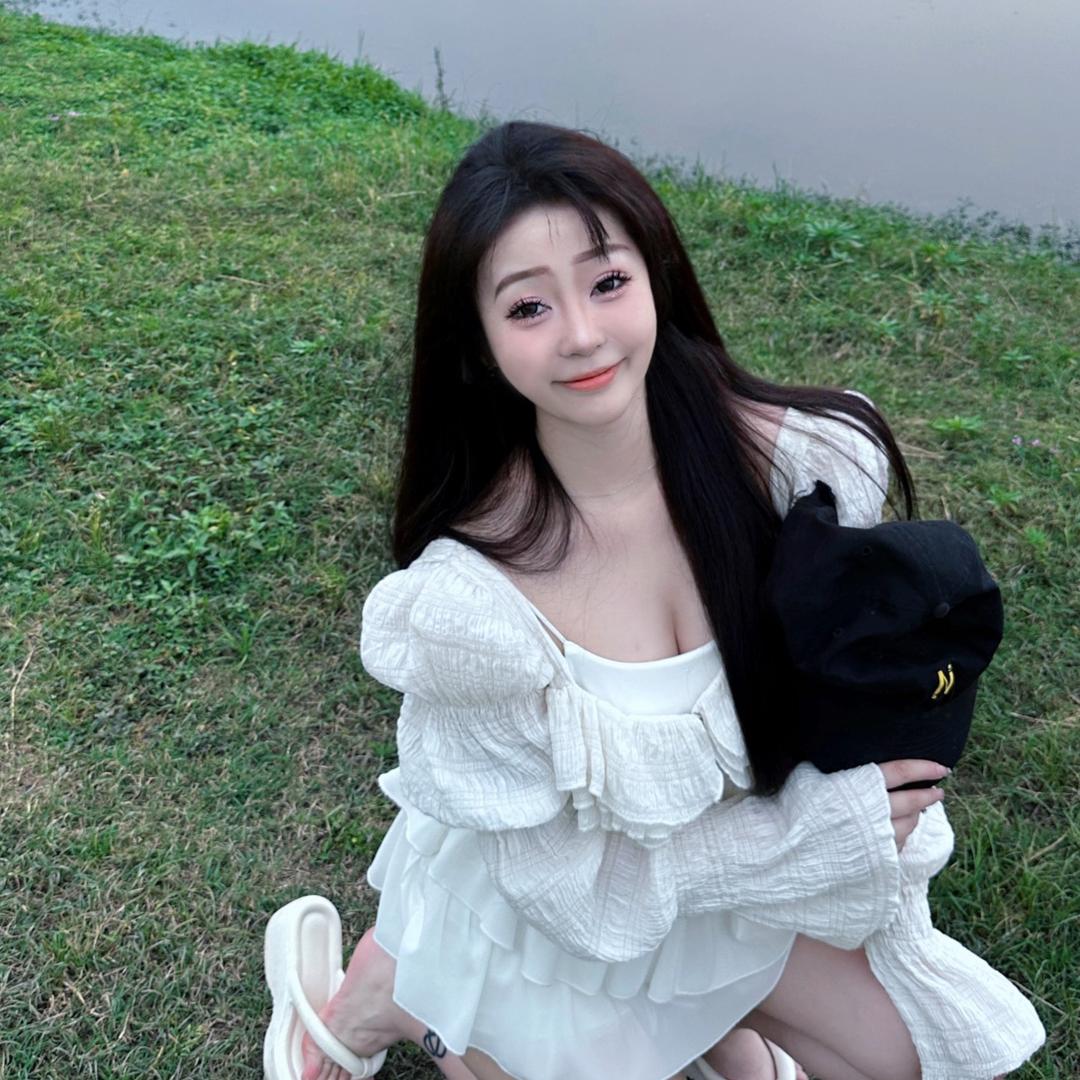婕宝