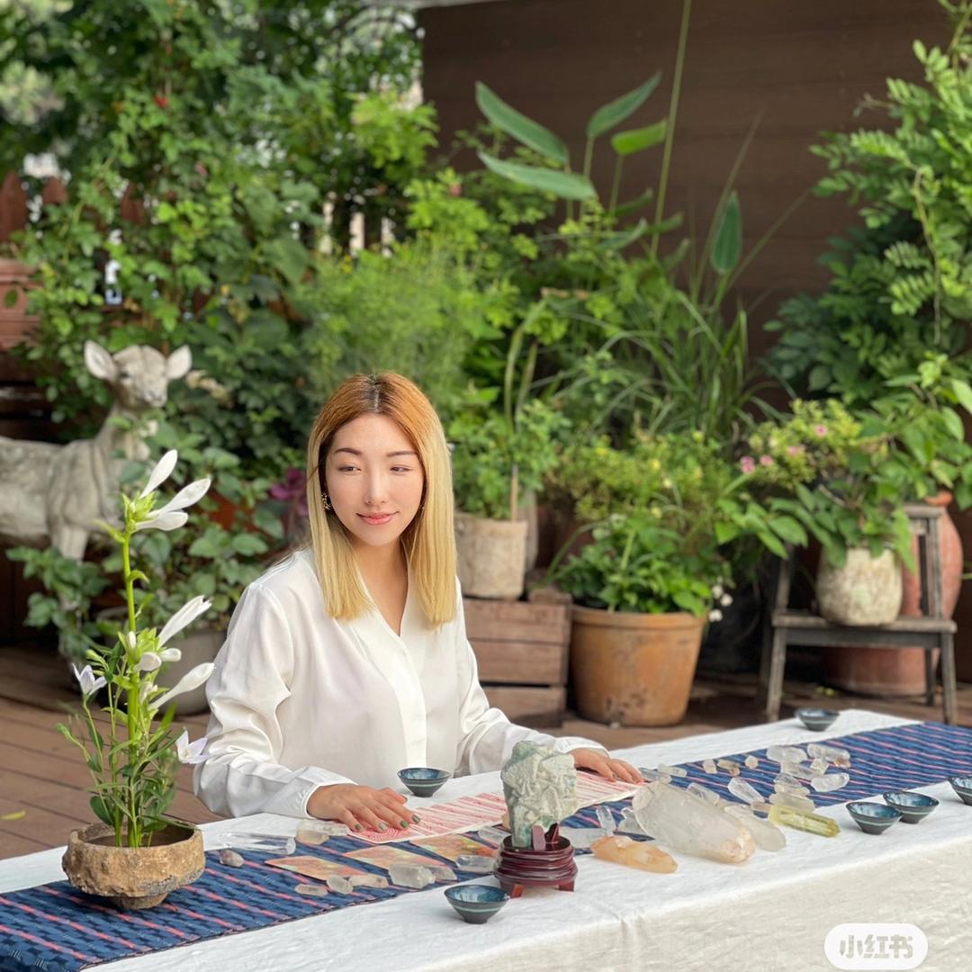 李玥瑱占星师