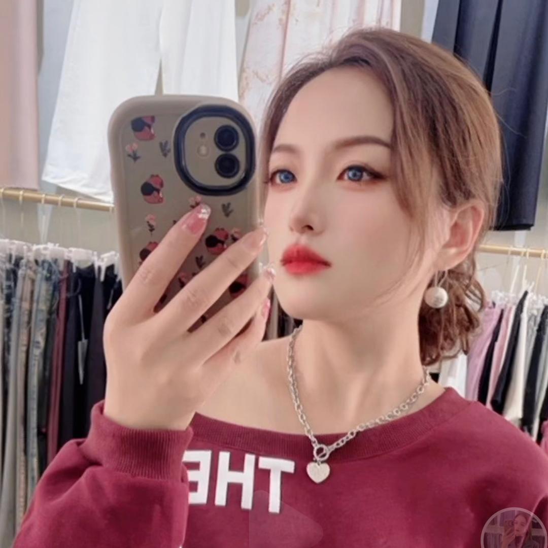 徐集商贸城十号楼衣舍女装