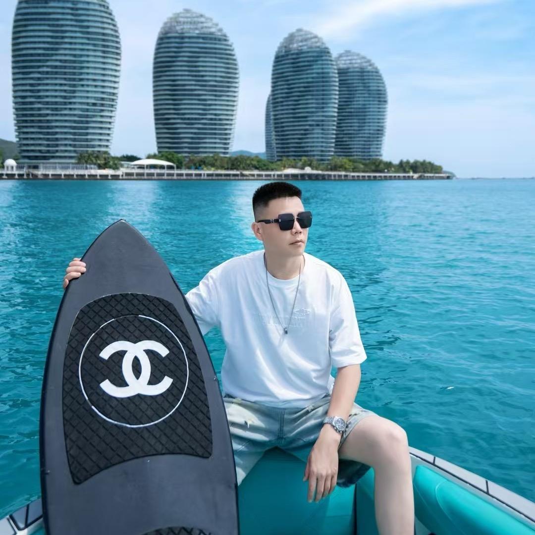 许多年以后