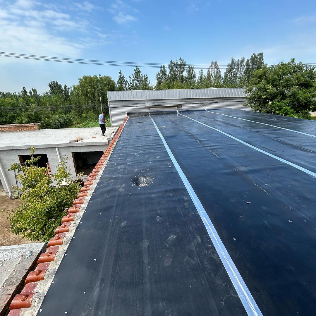 输送带铺房顶小程