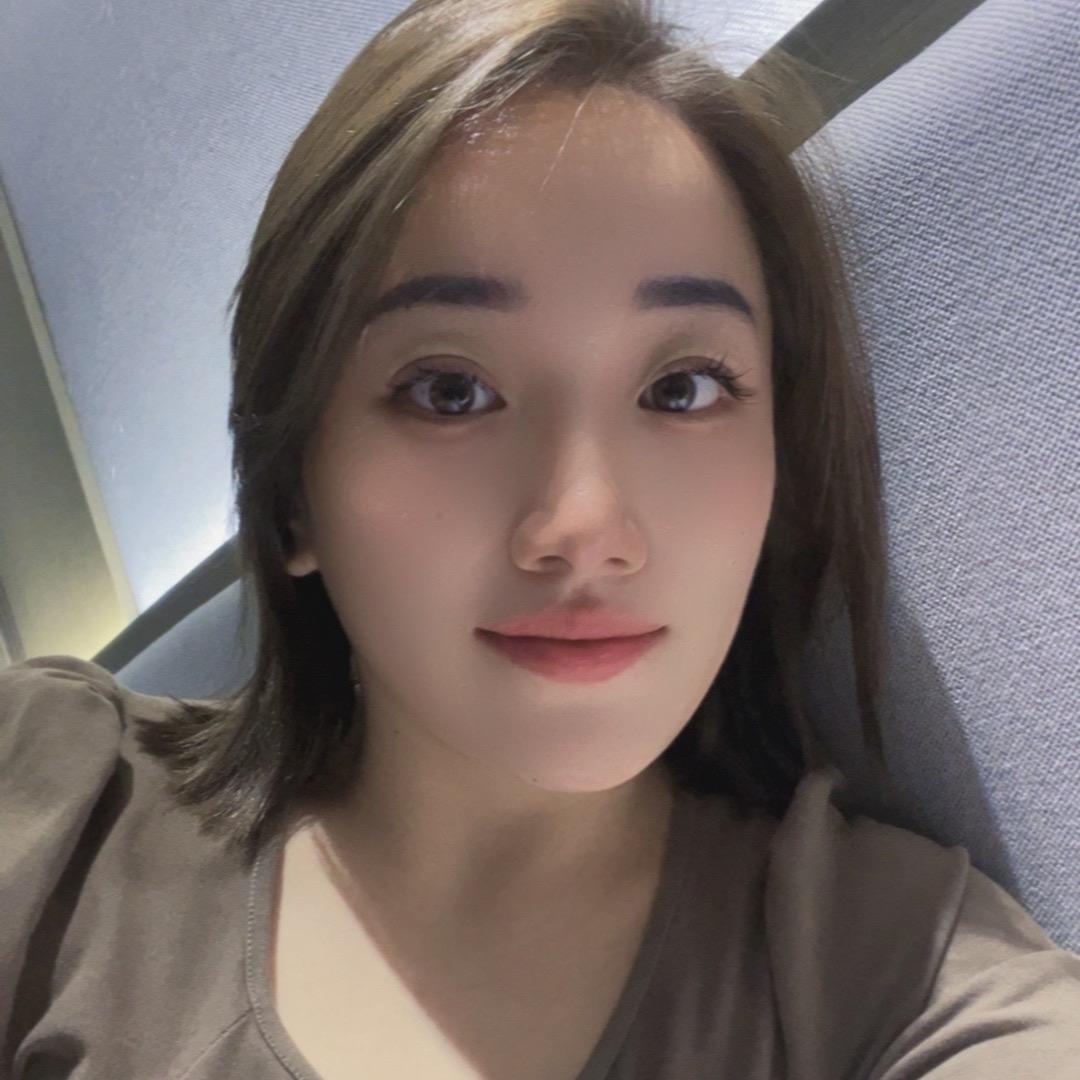 丘北卖门窗的小姐姐