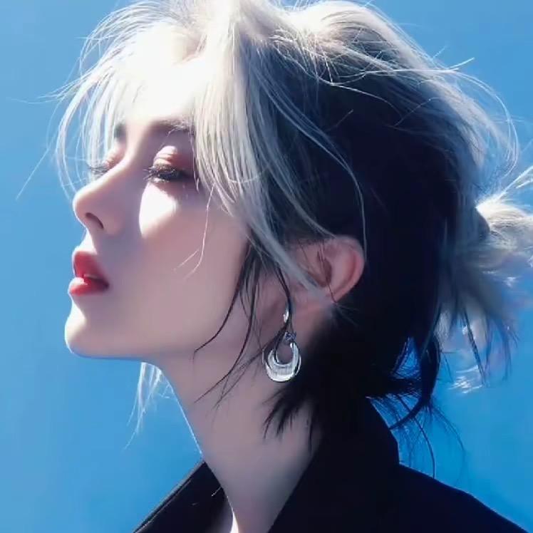 一 ꧔ꦿ᭄言꧔ꦿ᭄南♥尽