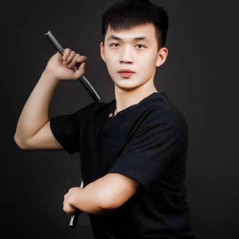 李少雄