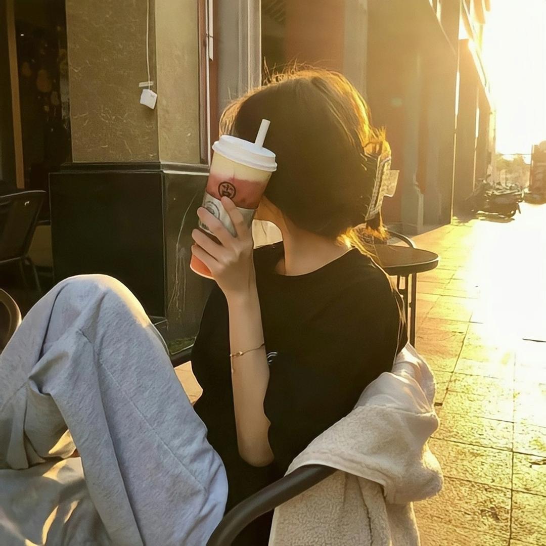 皇后美甲