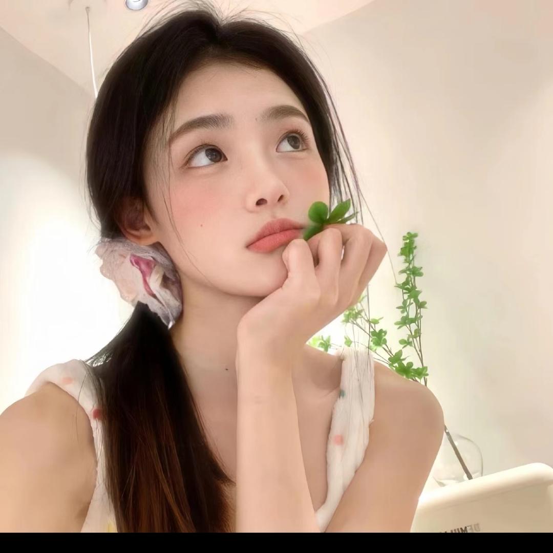初恩 服饰