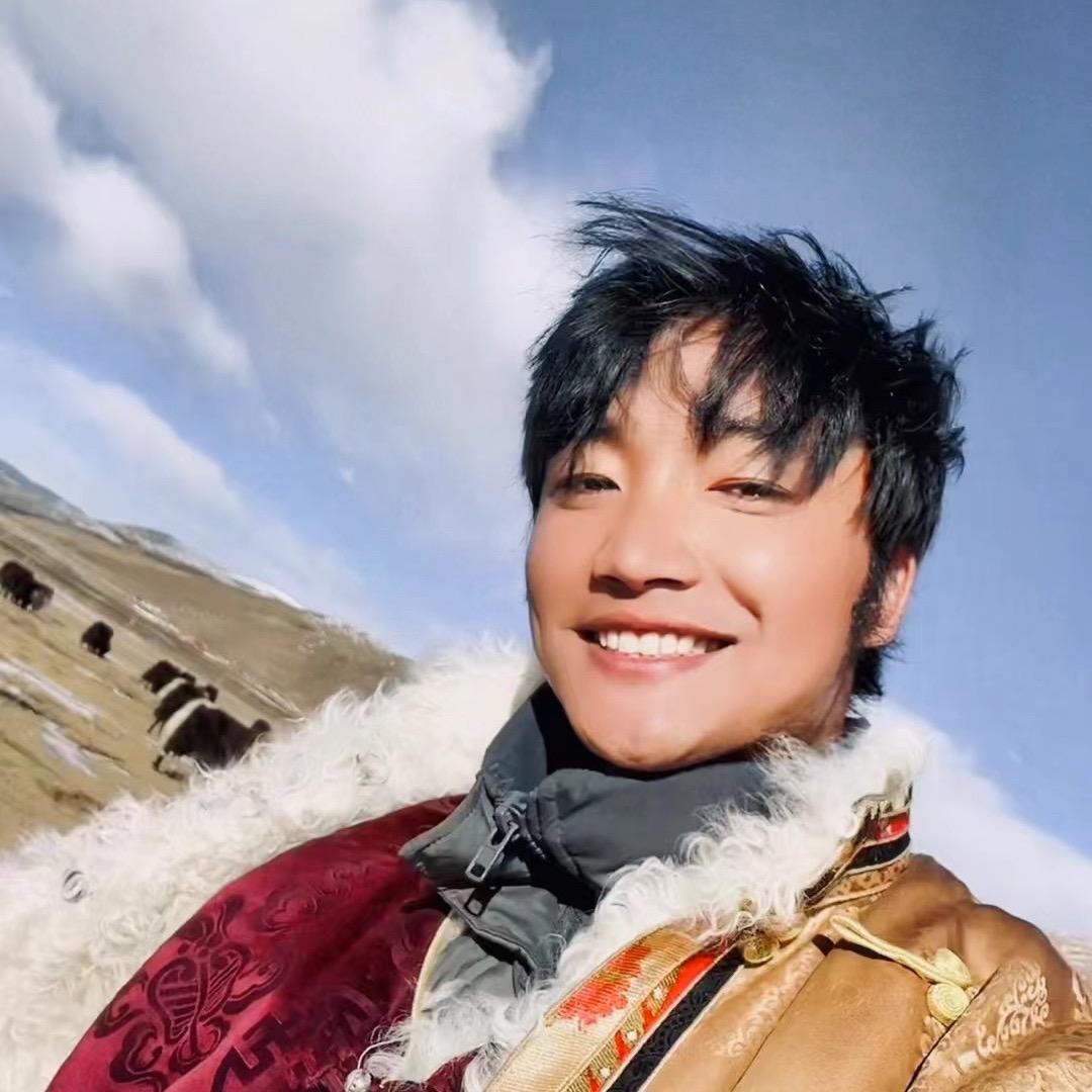 大飞哥哥一家人