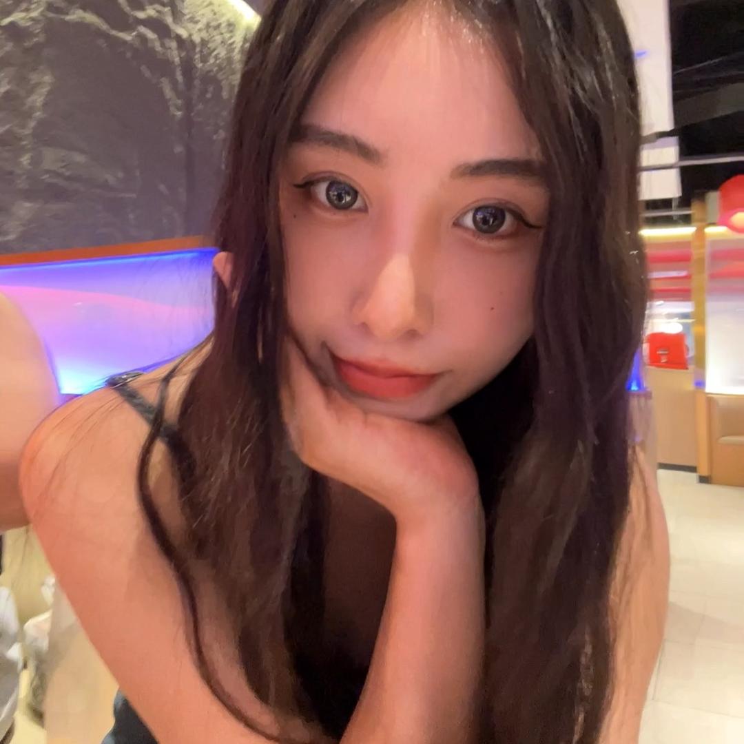 Ty . STUDIO 太阳服饰