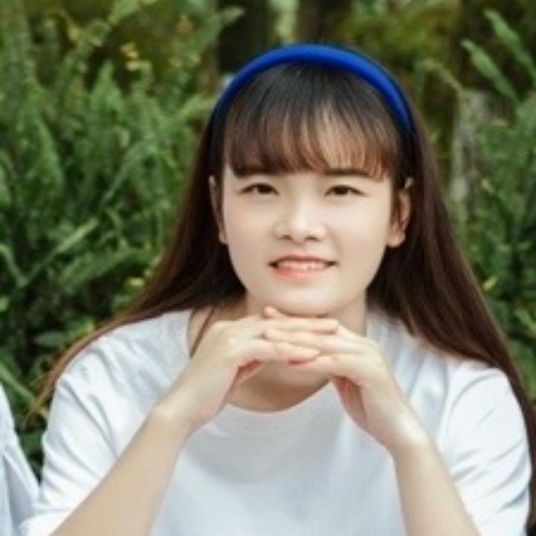 爱菲.