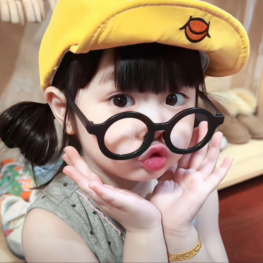 不爱笑的瓜瓜