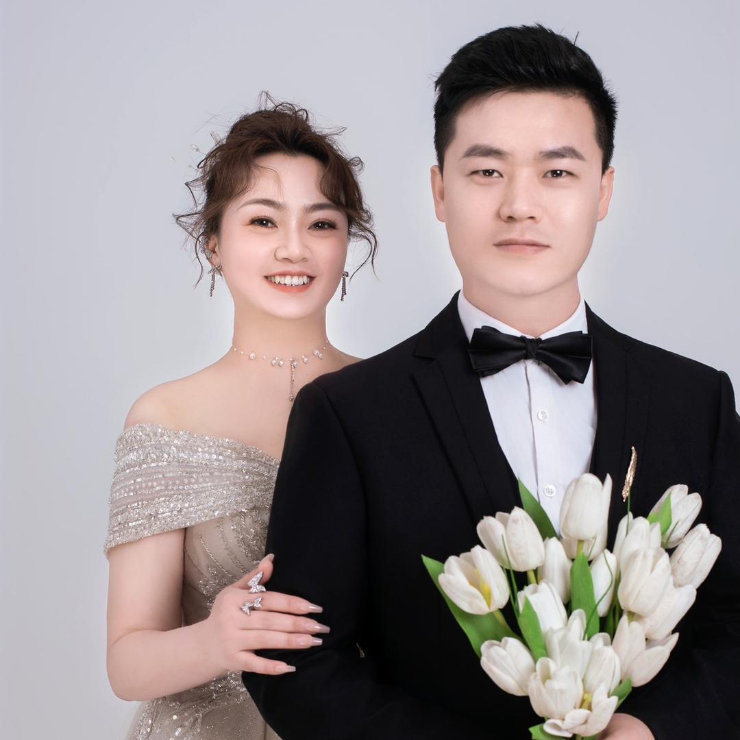 临潼卖钢炭的小黄