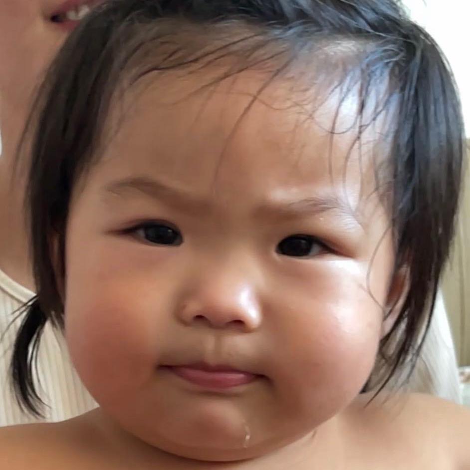乔治与妹妹