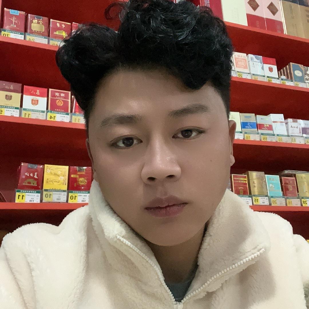 吴    先生