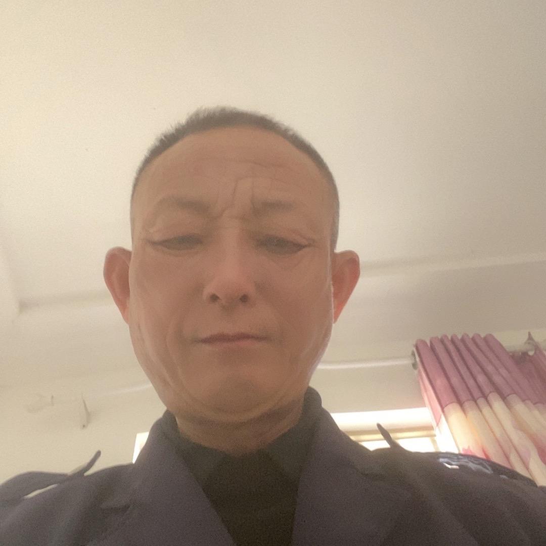 颜