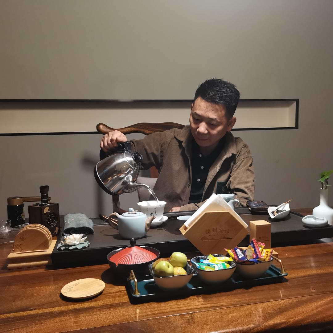 岩阁岩板建材工厂店