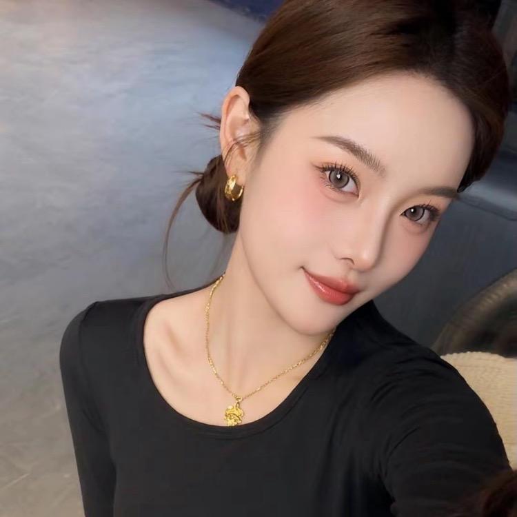 红红（一个人）