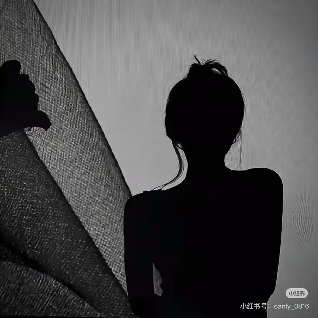 酷野ꦿ阿姨