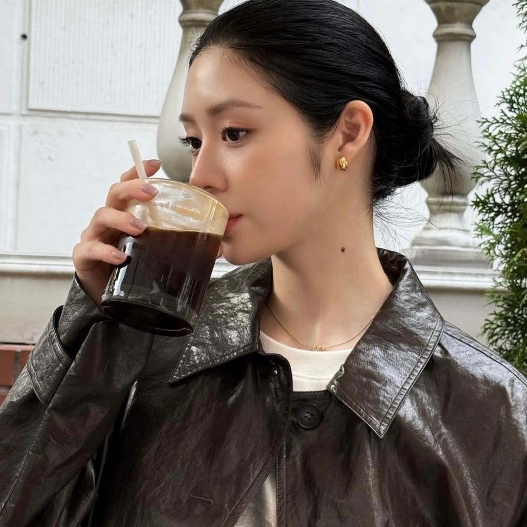 早睡不会掉头发_