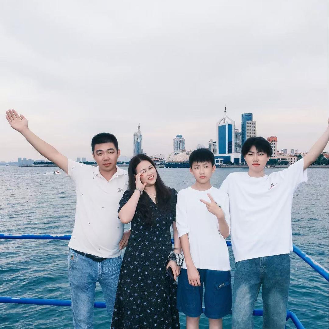 我的两个小宝贝儿