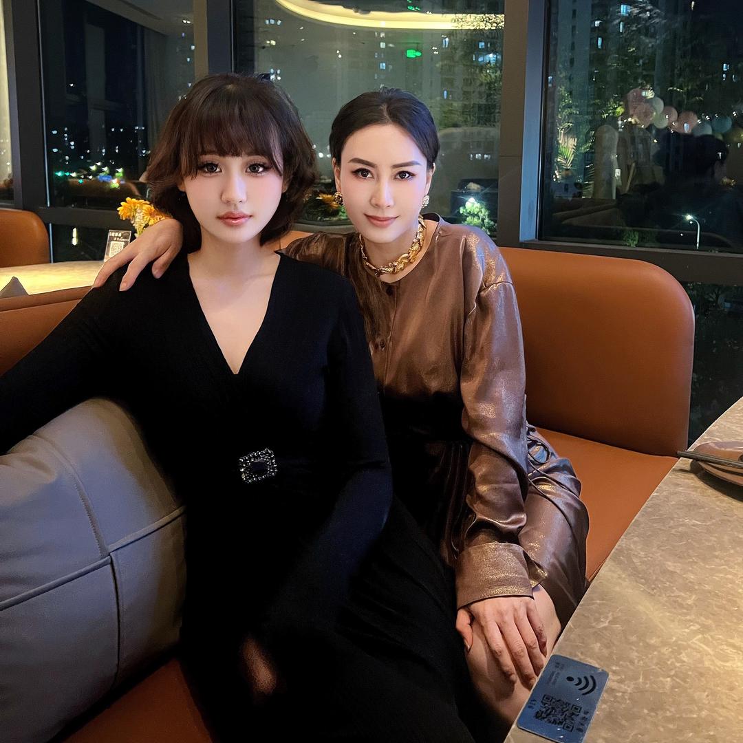 墨戴服装小号现货号
