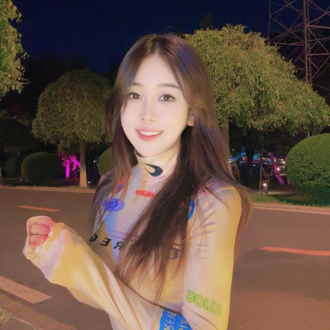 小依➕1