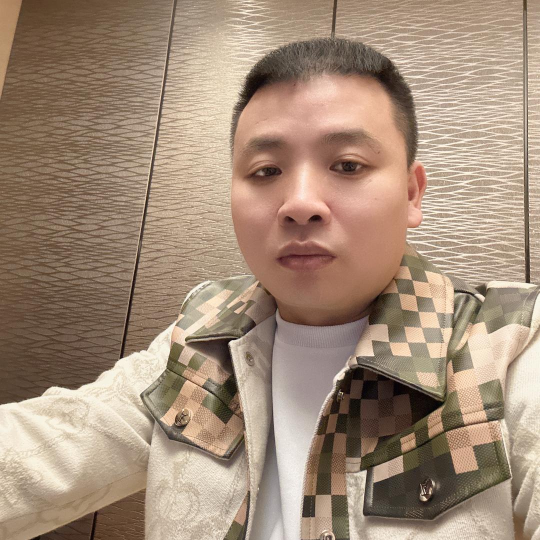 戴卫龙
