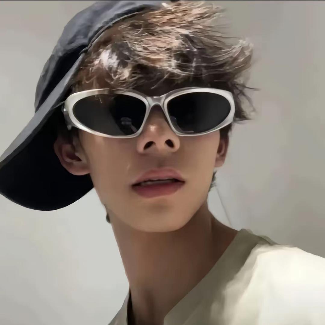 建材李老板