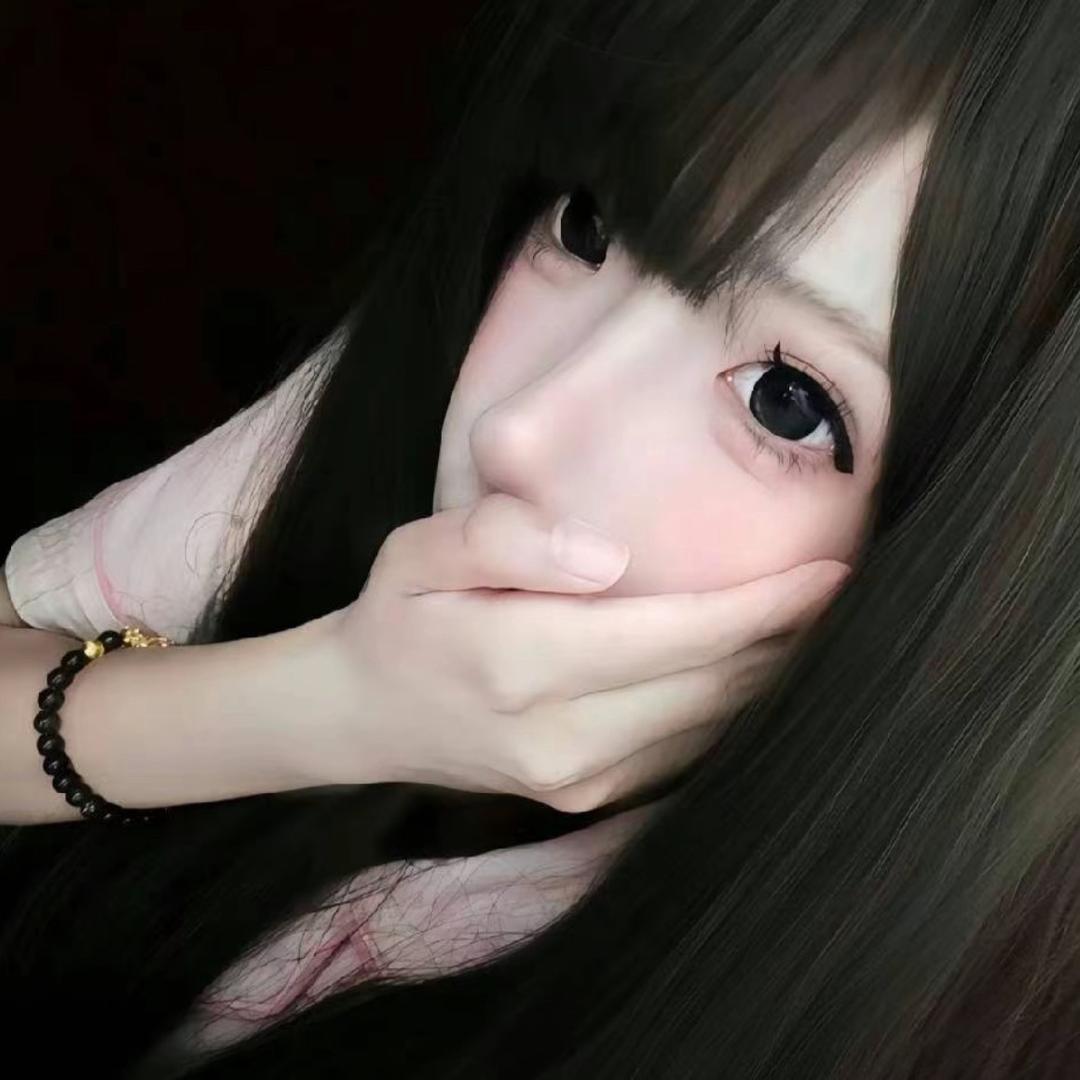 困困^