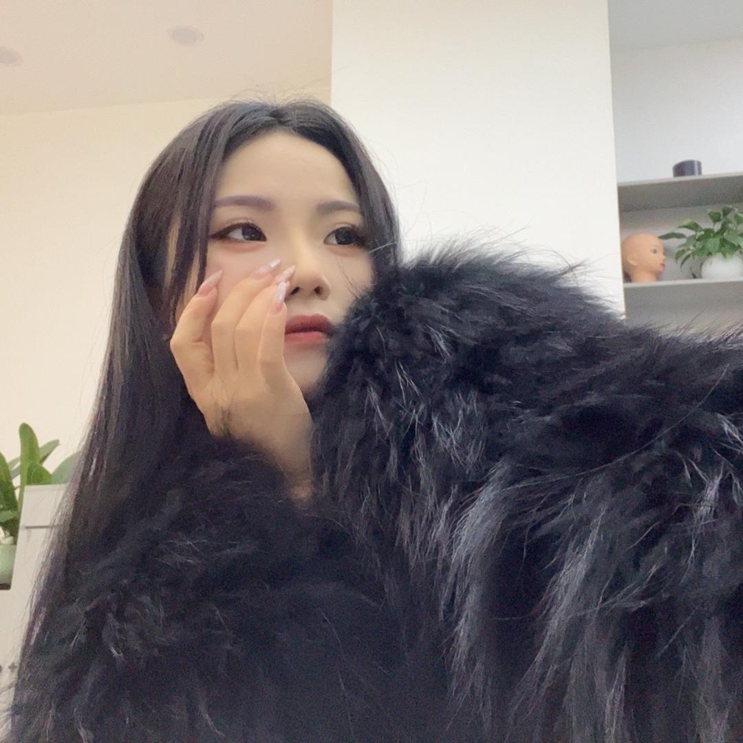 贞贞@