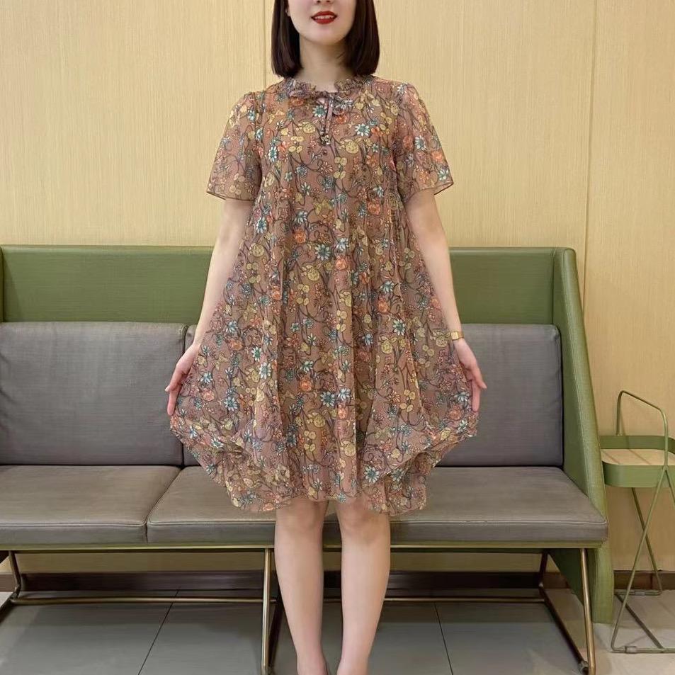 潘夫人服装商行