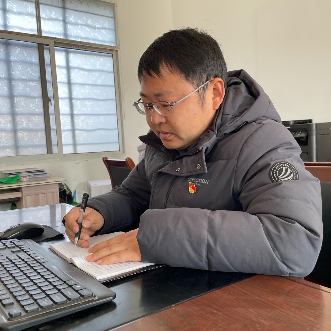 全书记在农村
