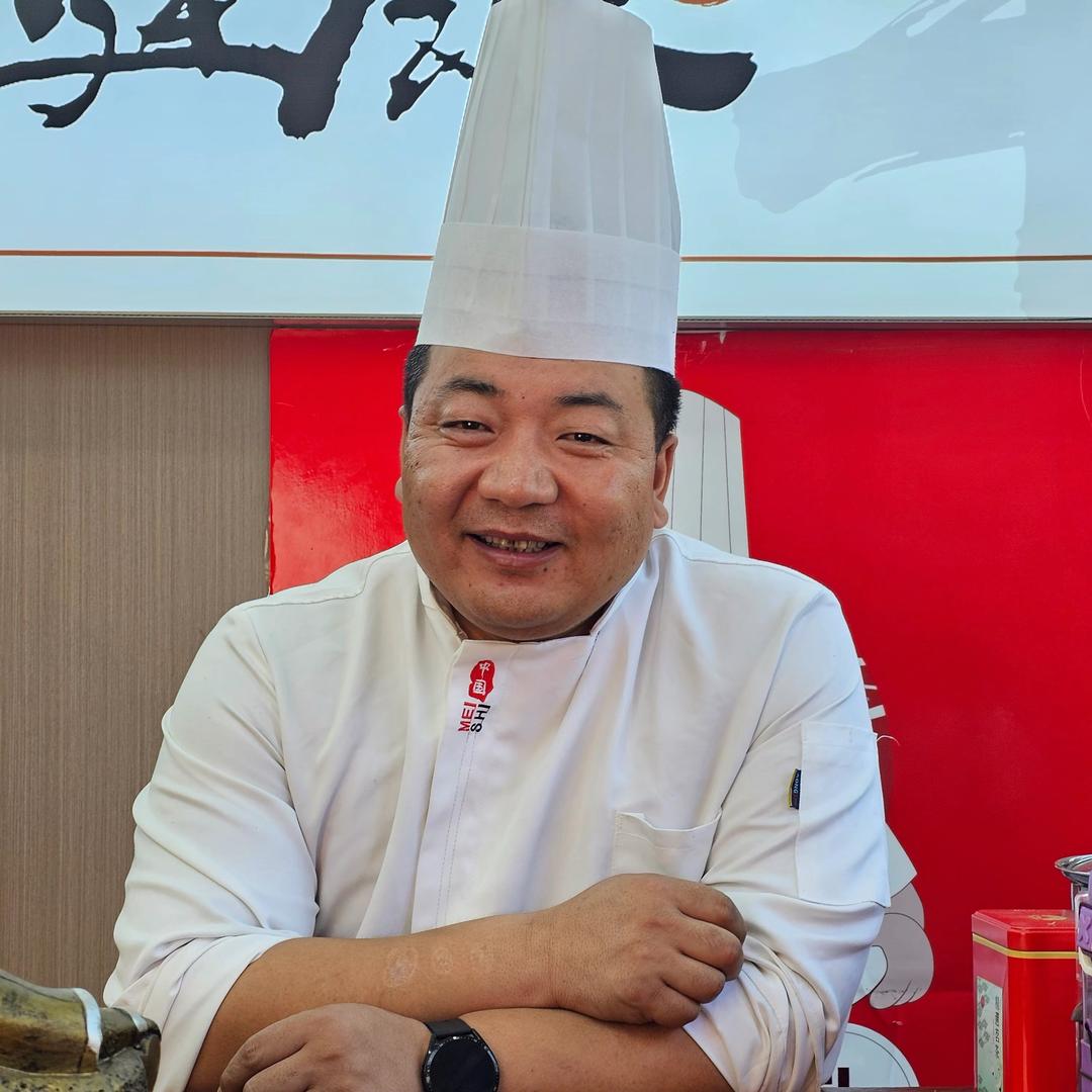 冯大头的羊头火锅