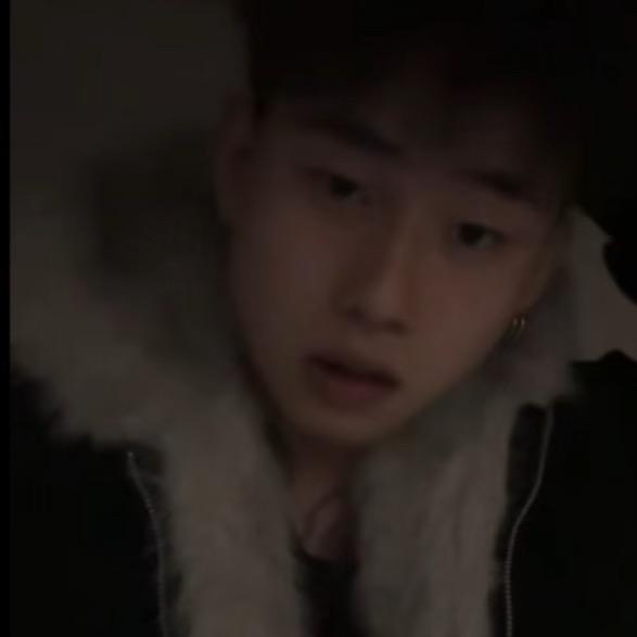 抑郁症患者憋不住屎被护工暴打