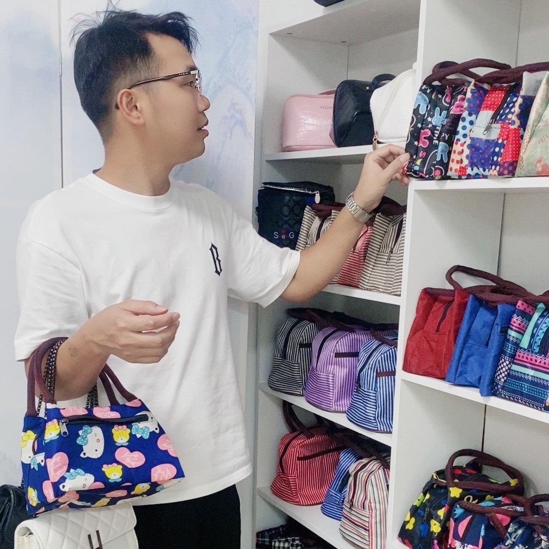 王帅包包工厂店