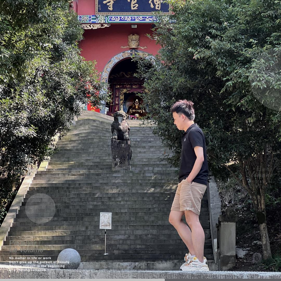 五本杂谈铺