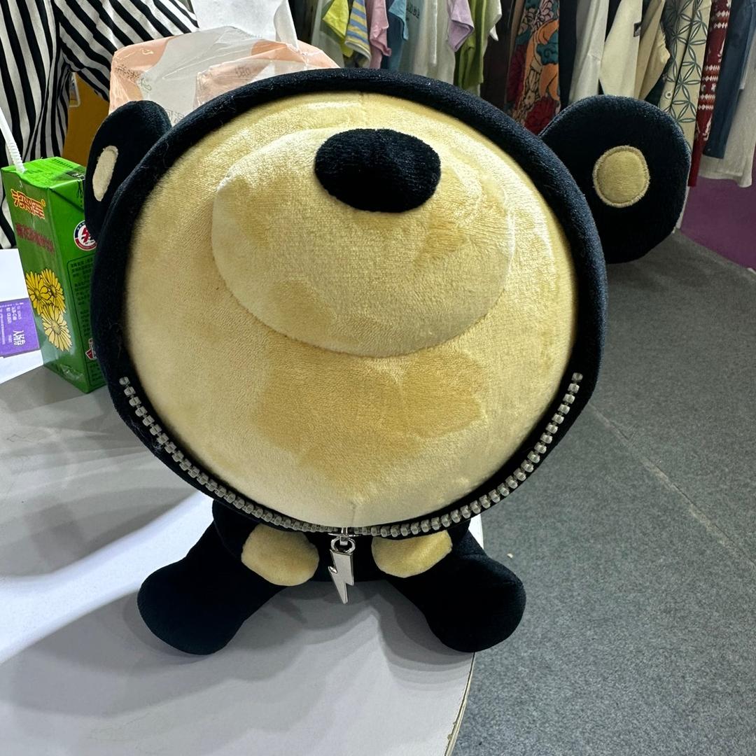 常熟梅李镇爱斯梦服饰厂