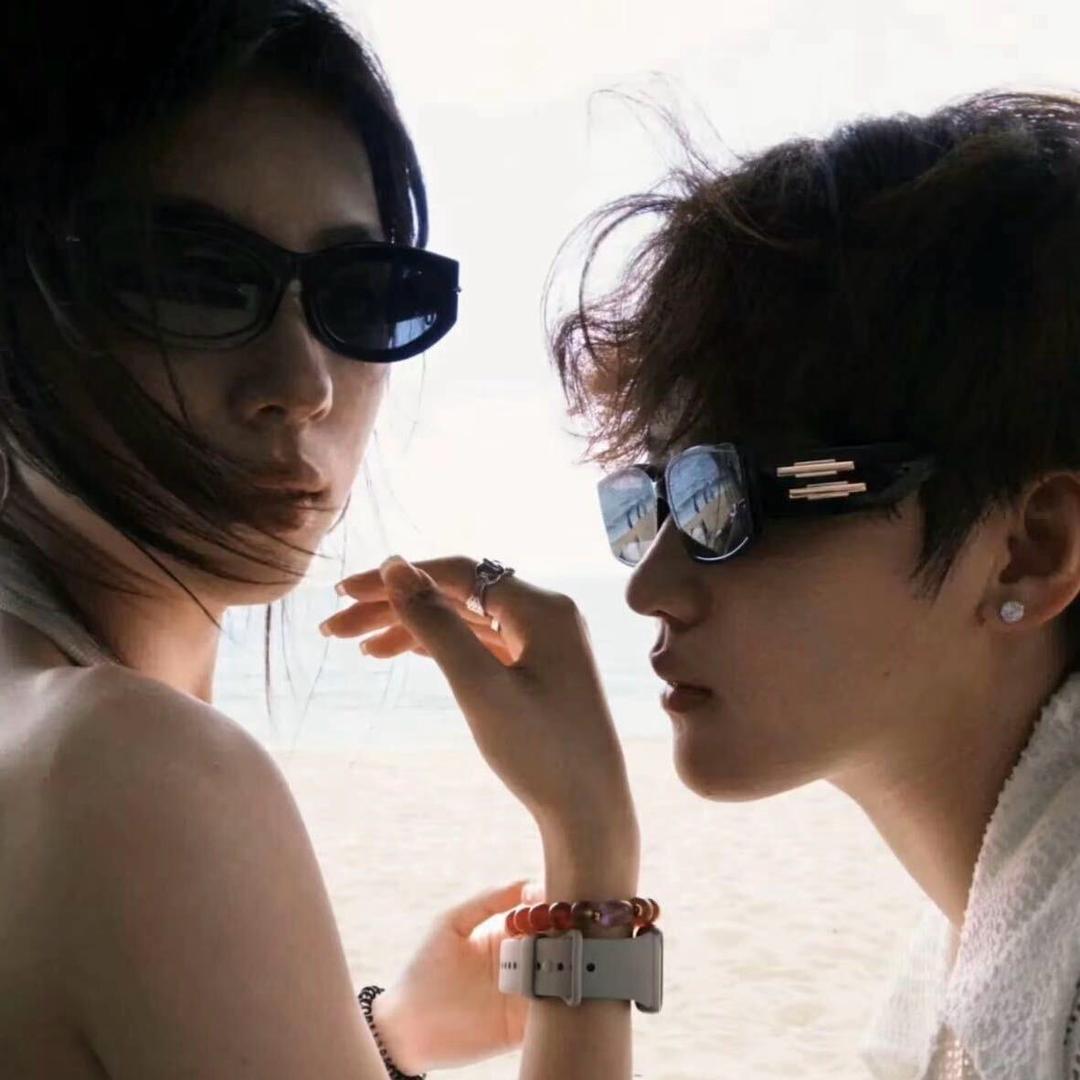 九天雷霆双脚蹬