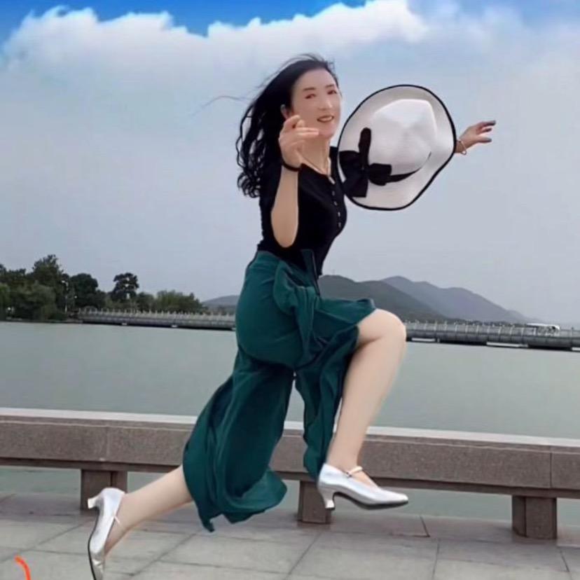 开心每一天。