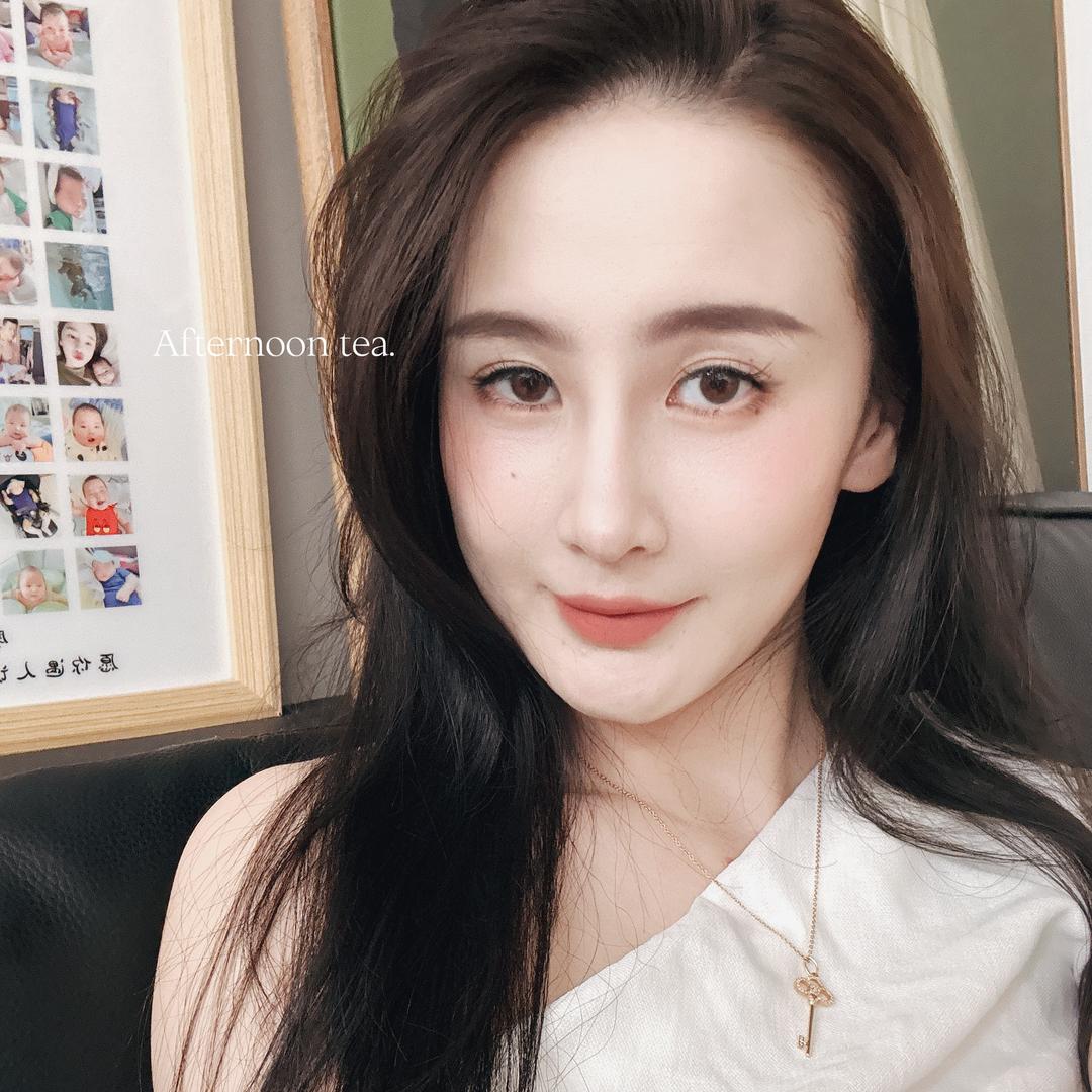 ZHOUXINXIN.
