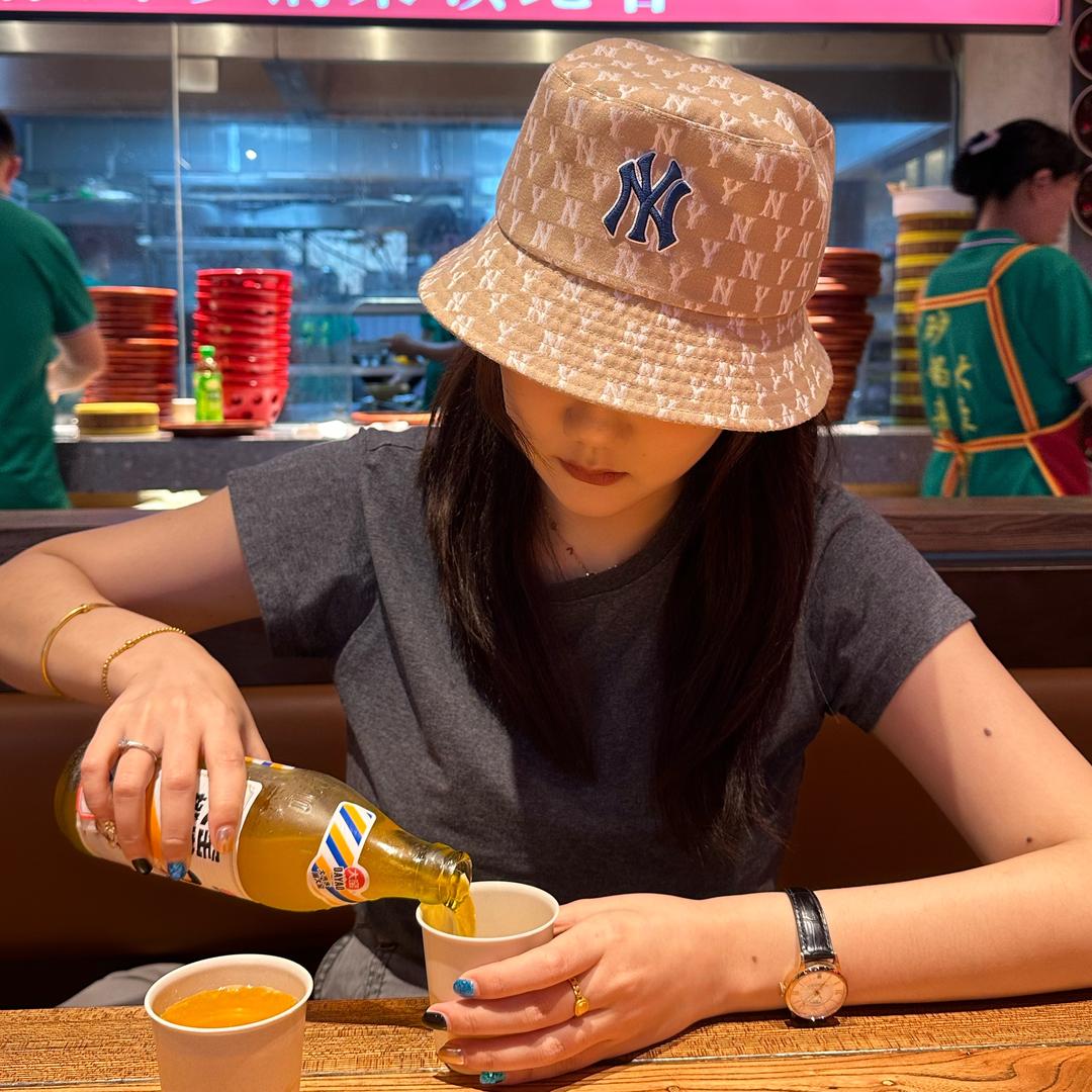小马狂吃吃吃