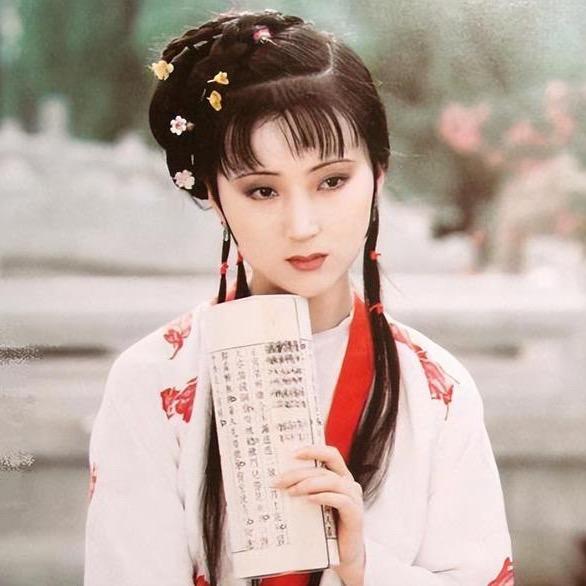 颜颜-优美化妆师团队舞台妆