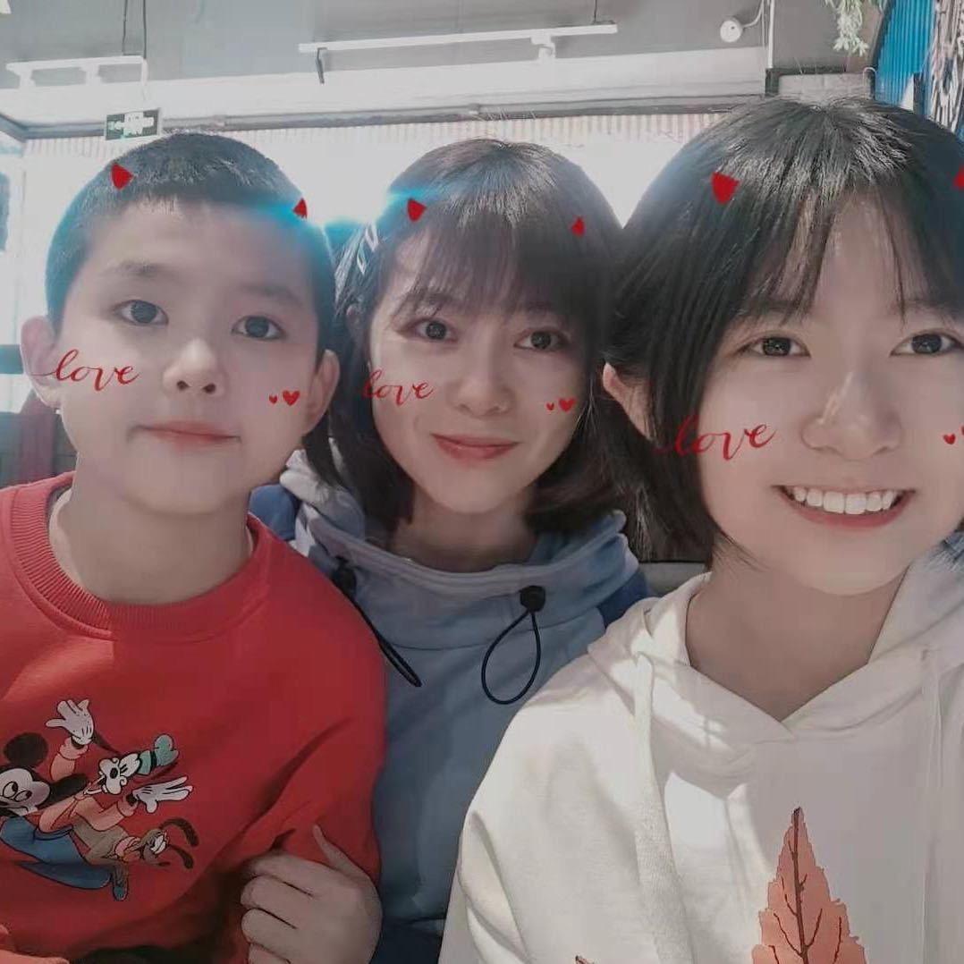 王靖（爱他美奶粉）