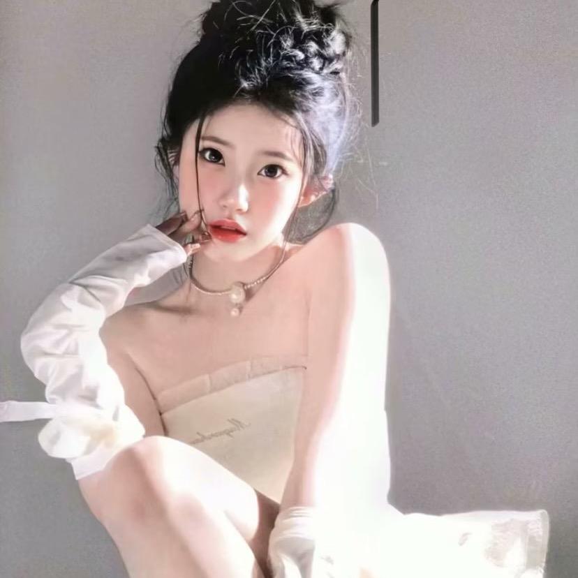 彪悍女友呦