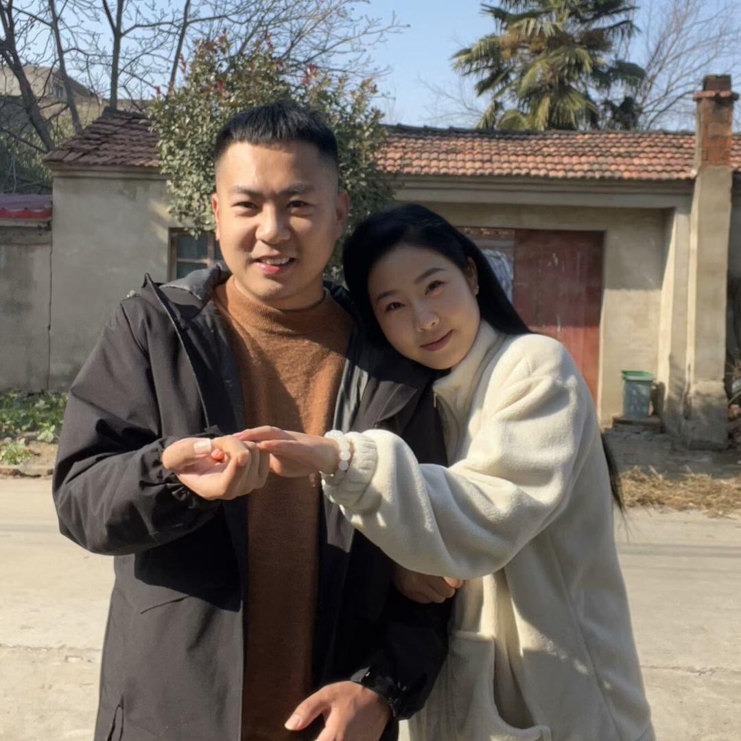 马成功幸福一家人