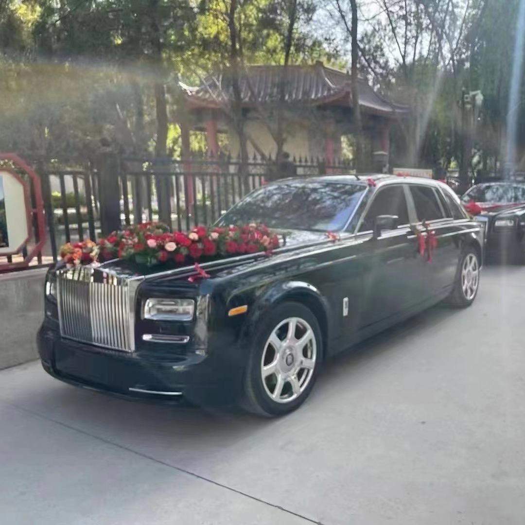 睿祥汽车租赁婚庆车队