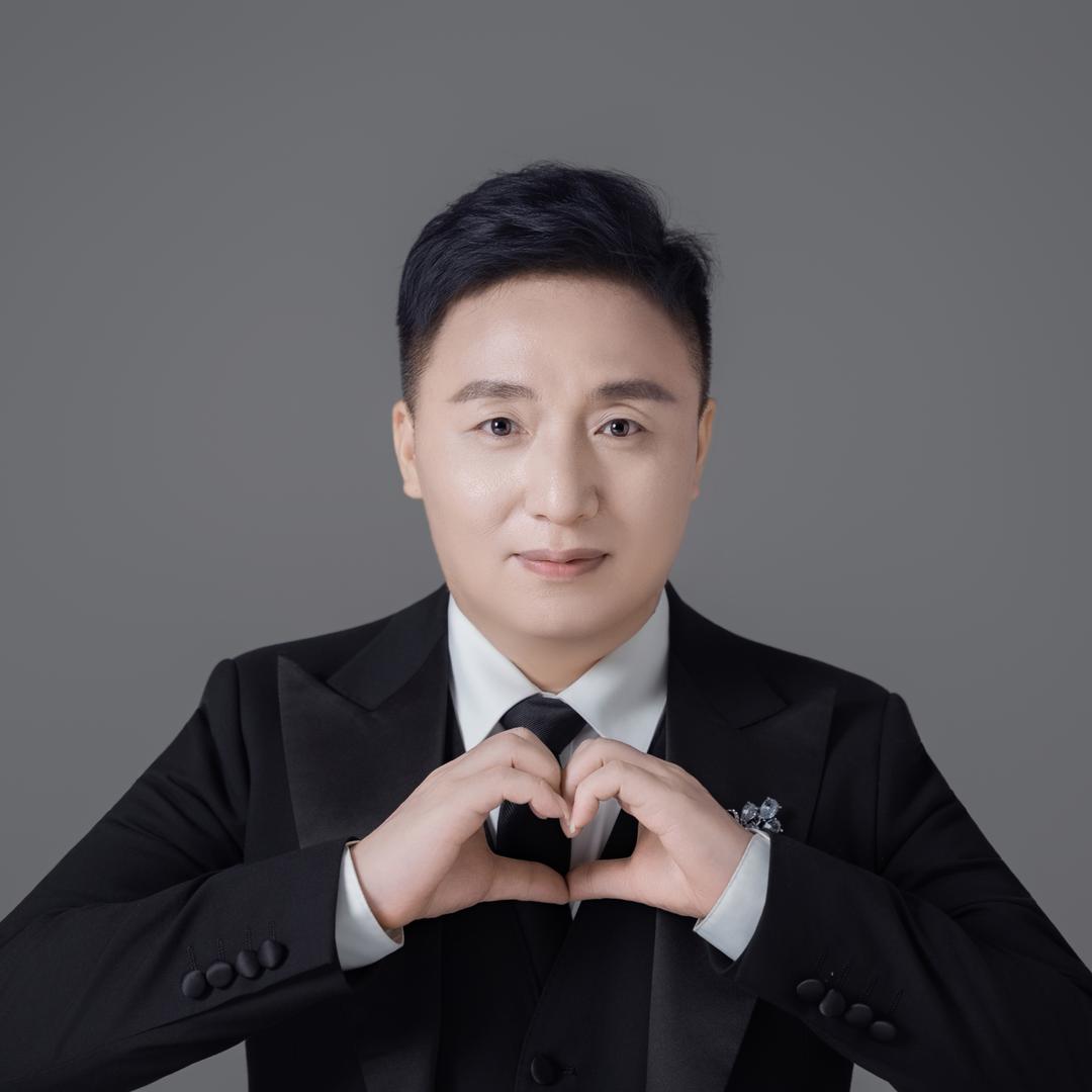 陈洪
